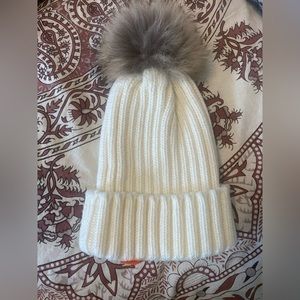NWT White Beanie Puff